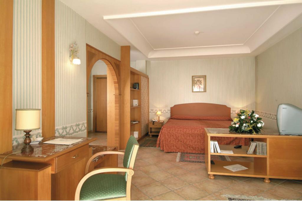 American Hotel Pozzuoli Kültér fotó